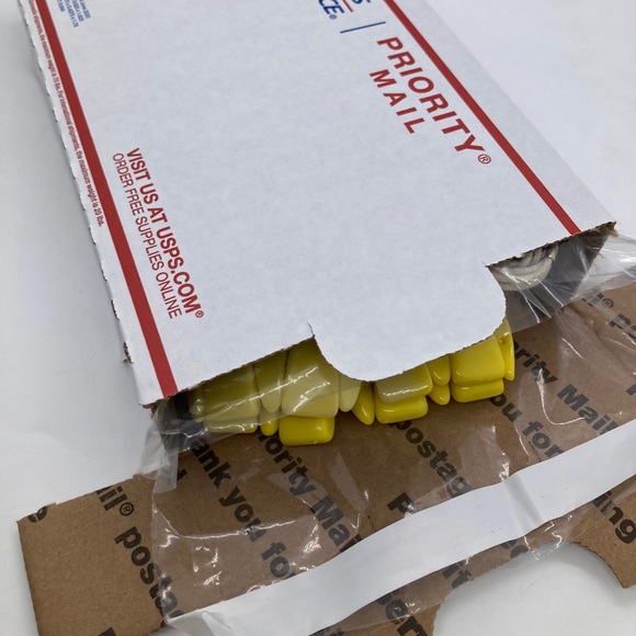 Small Box of Scrap Vintage - Modern Jewelry for Repurposing Arts & Crafts #3 - Picture 2 of 13